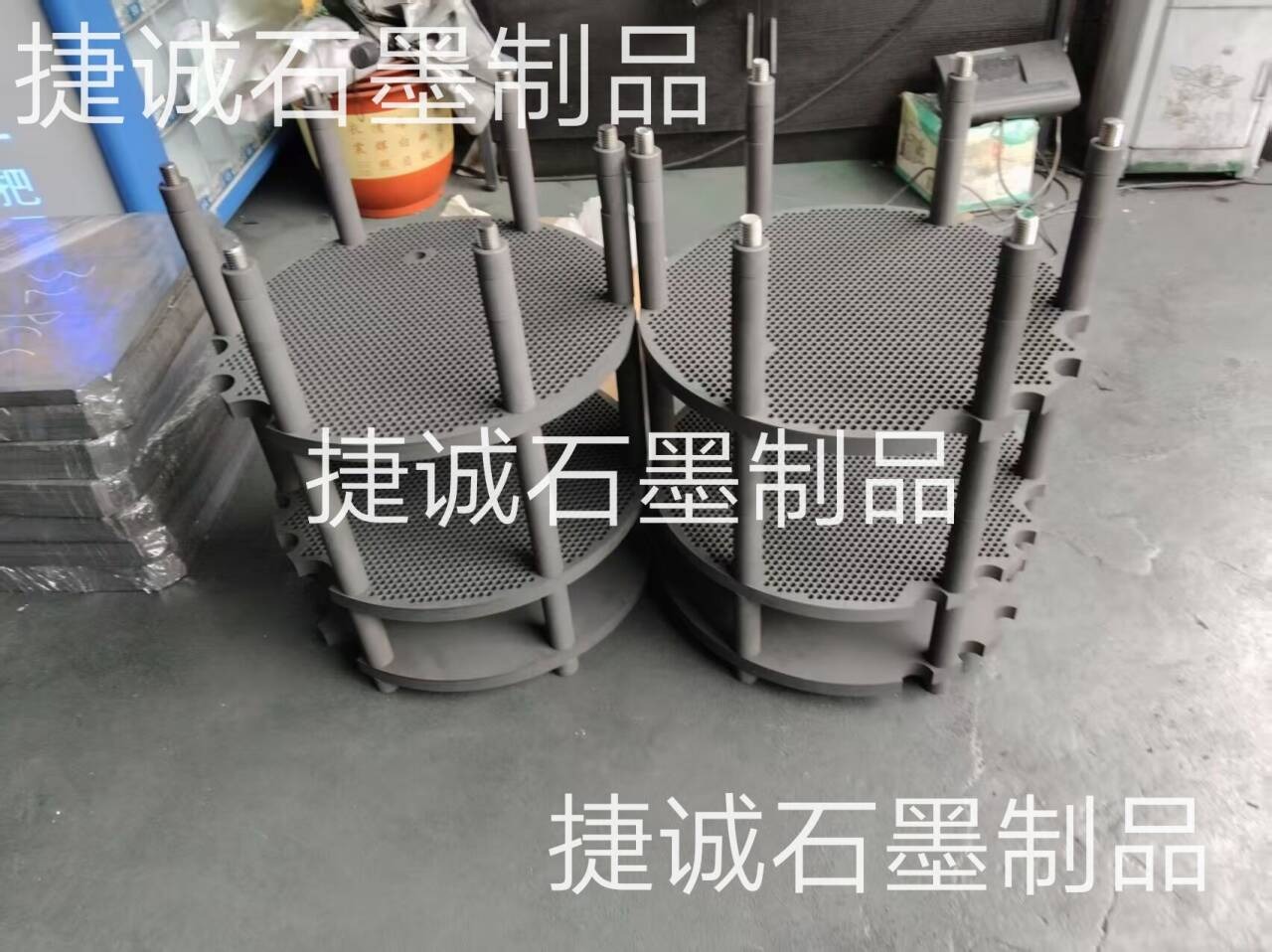 硬質(zhì)合金石墨盤，石墨盤，刀具燒結(jié)石墨盤，石墨盤加工，銅管燒結(jié)石墨盤，燒結(jié)石墨盤，石墨盤加工廠，石墨盤生產(chǎn)廠家